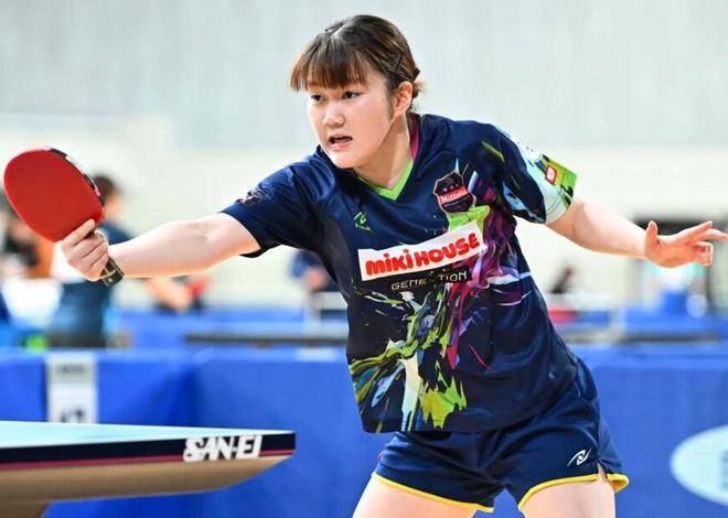 手抓住漏洞 手抓住漏洞