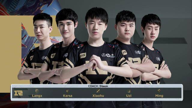 借着前场球 借着前场球