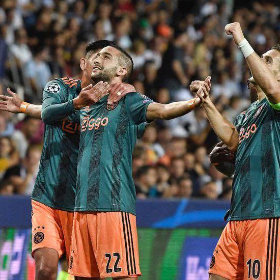 代称霸NB 代称霸NB